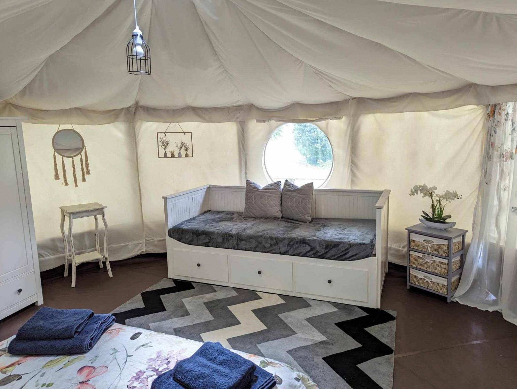 Luxury Glamping @Moulin Des Forges Hotel Moutier-Malcard Екстериор снимка