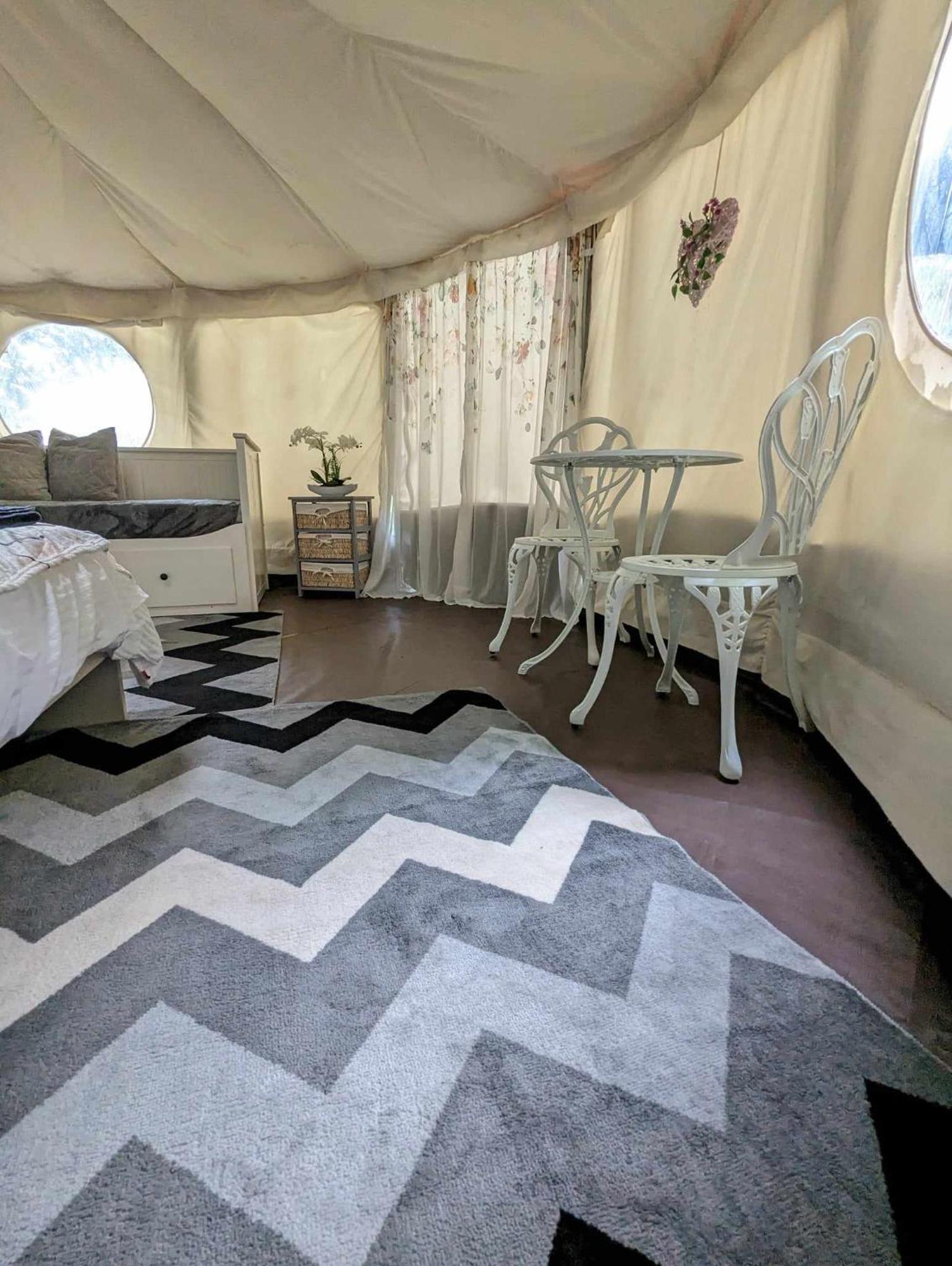 Luxury Glamping @Moulin Des Forges Hotel Moutier-Malcard Екстериор снимка