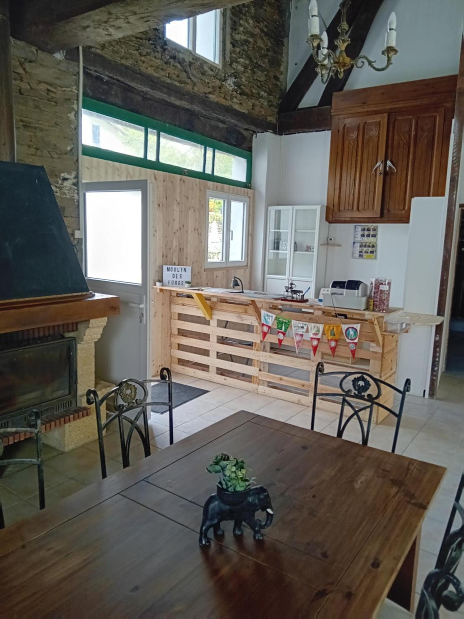Luxury Glamping @Moulin Des Forges Hotel Moutier-Malcard Екстериор снимка